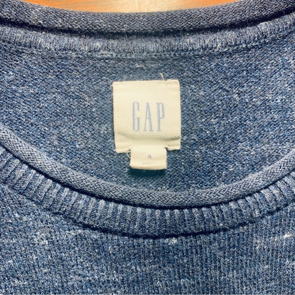 GAP Women’s Navy and White Striped Sweater SZ S - Picture 3 of 7